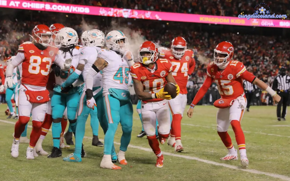 Where to Watch the Dolphins vs. Chiefs Game